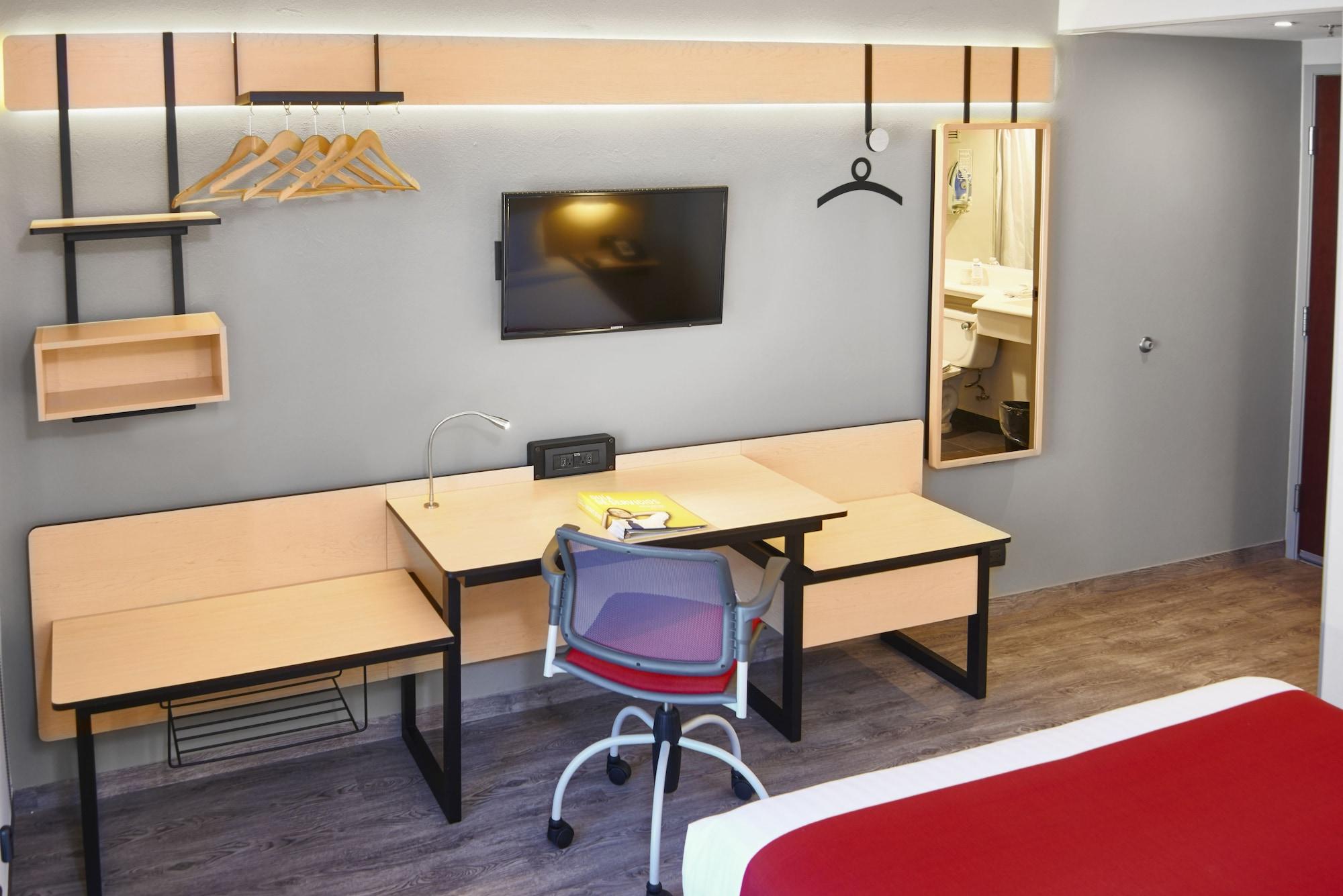 Hotel Express By Marriott León