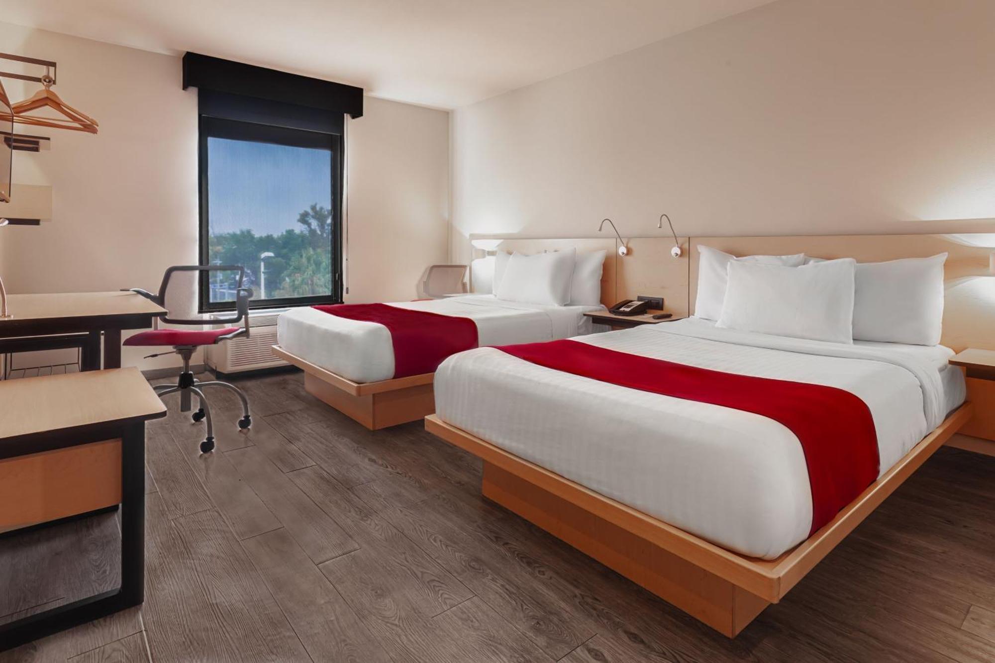 Express By Marriott León
