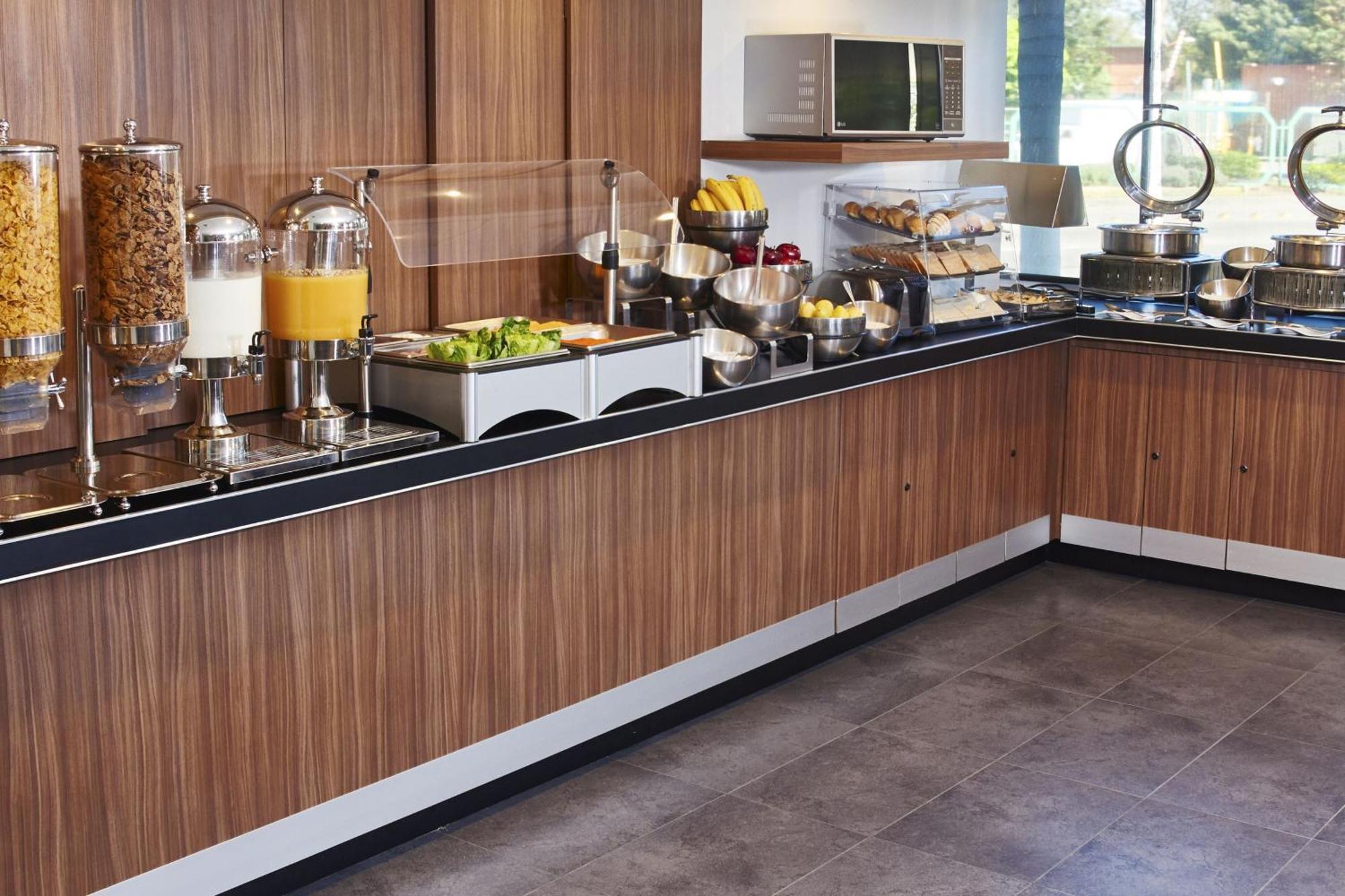 Hotel Express By Marriott 4*