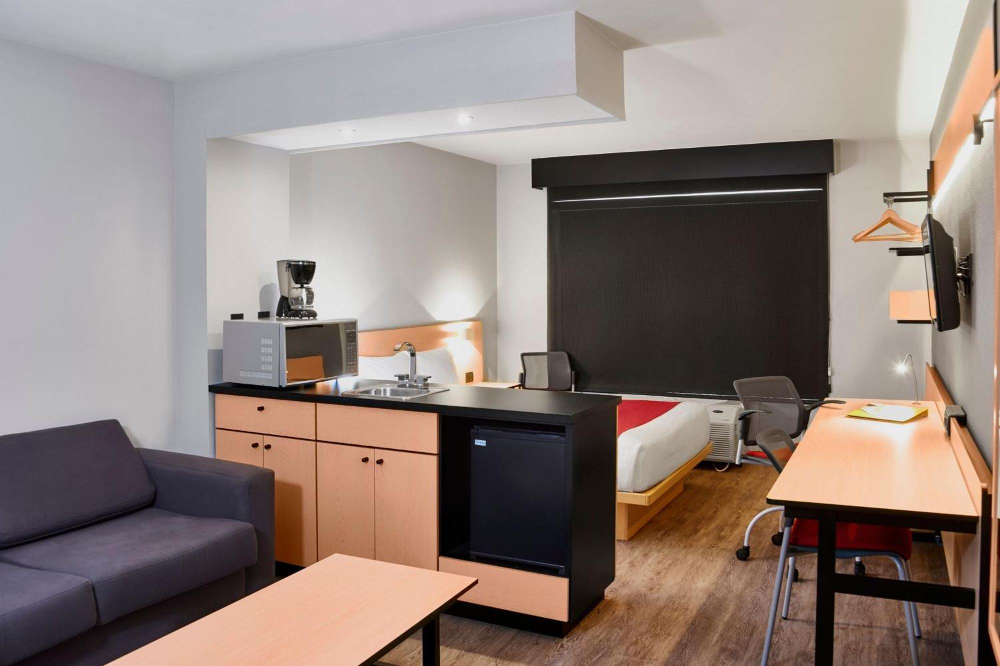 Hotel Express By Marriott 4*