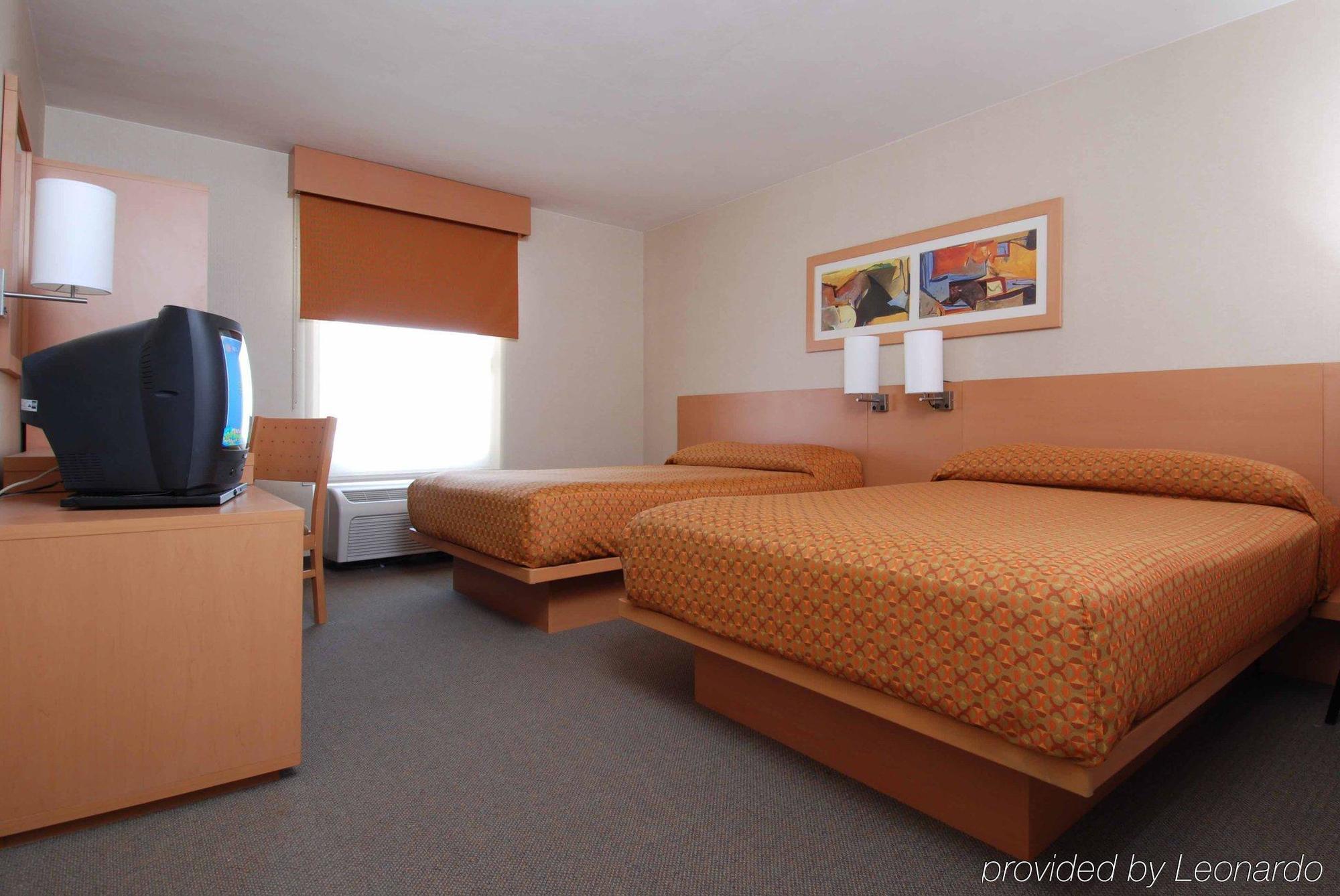 Express By Marriott León