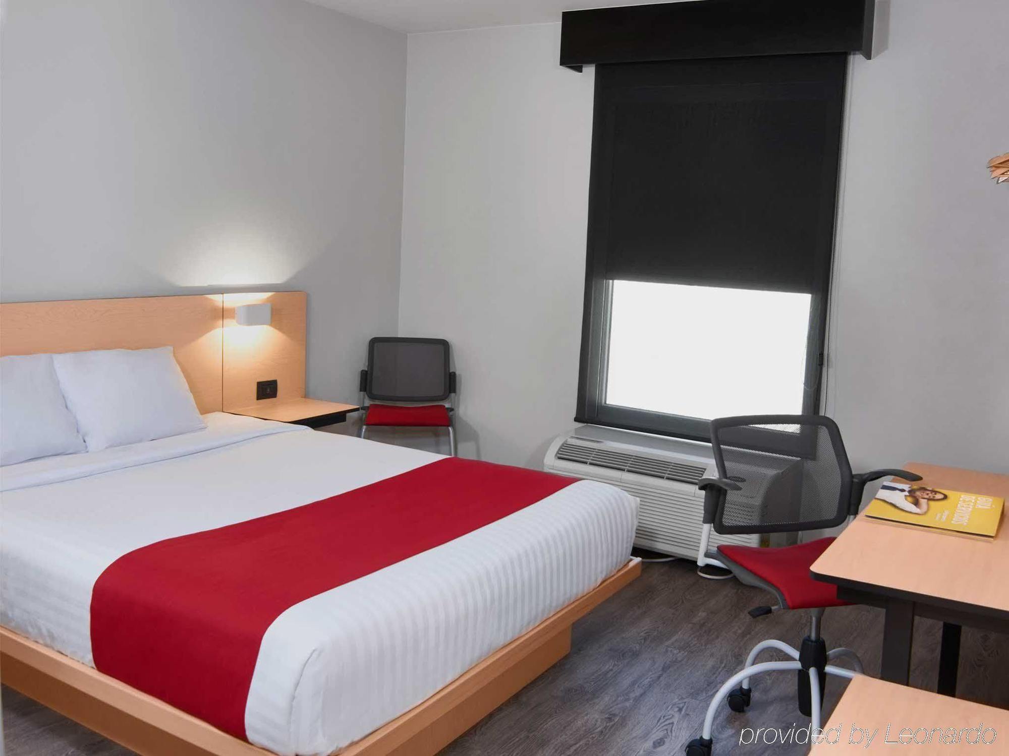 Express By Marriott Hotel León